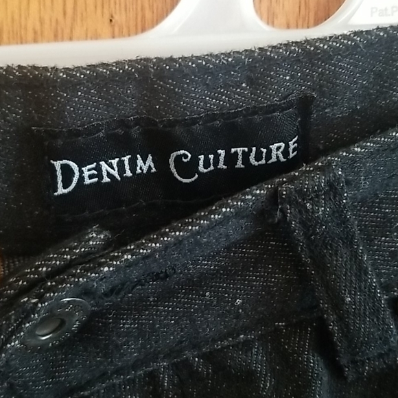 jeans - Picture 2 of 5